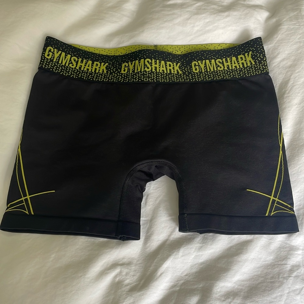 Apex Seamless Low Rise Shorts